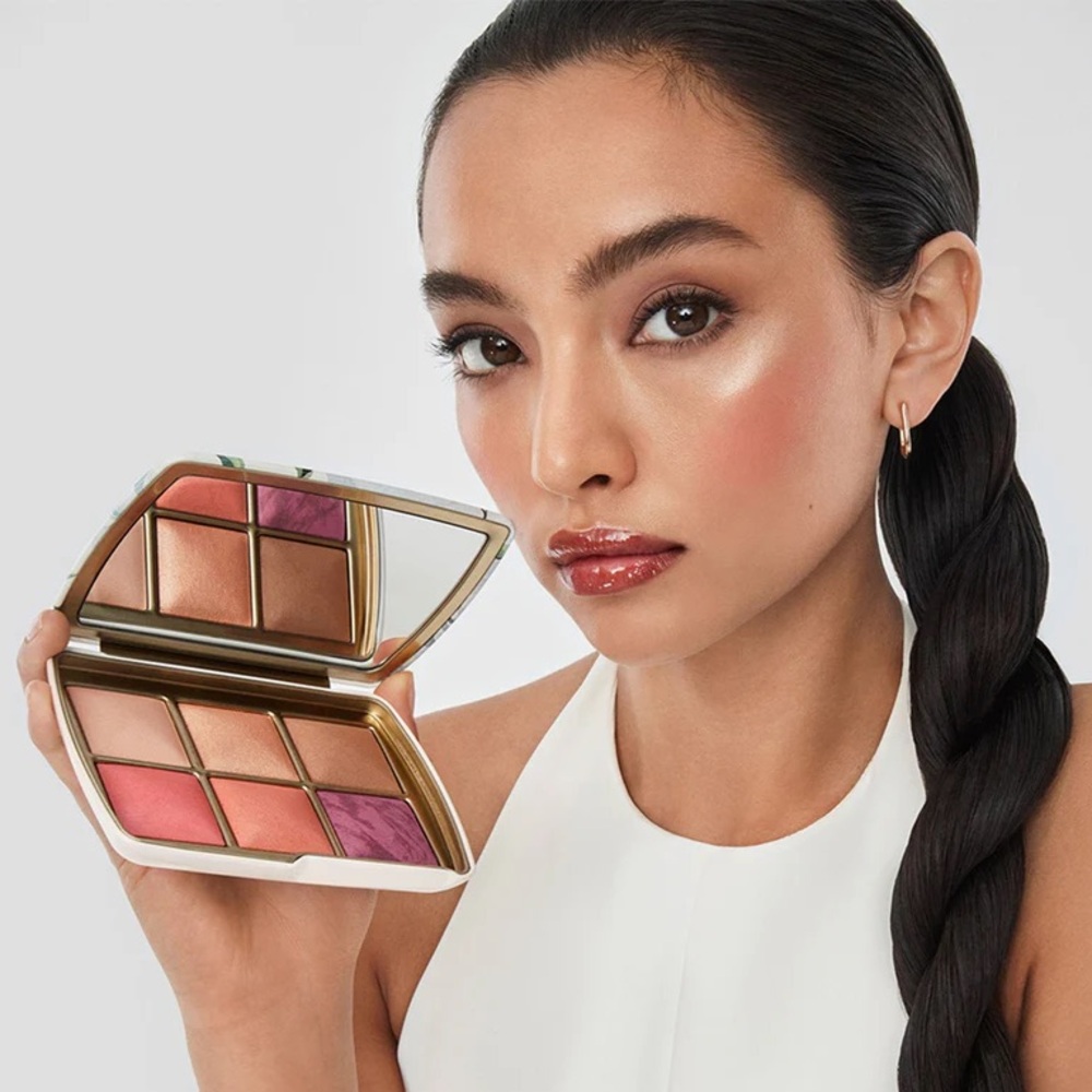 Hourglass Limited Edition AMBIENT LIGHTING UNLOCKED - CUSTOM HORSE PALETTE - Picture 5 of 6